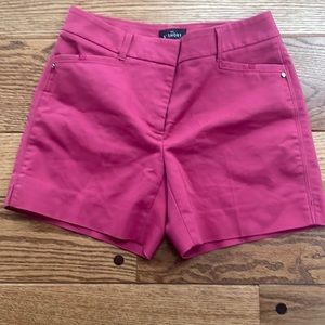 WHBM The 5” short 00 magenta EUC